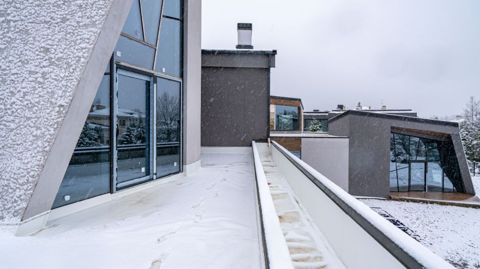 Дом у озера в КП Миллениум парк