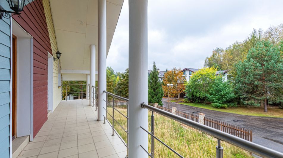 Дом с бассейном в Пестово