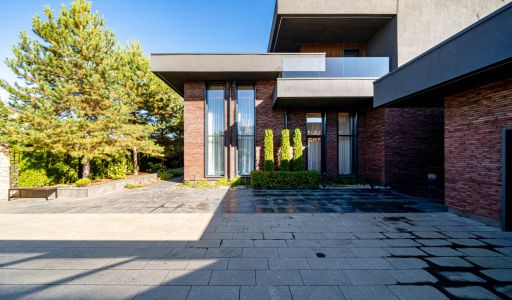 Особняк в КП Ренессанс парк