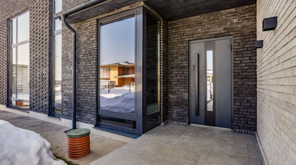 Дом у озера в КП Павловы Озера