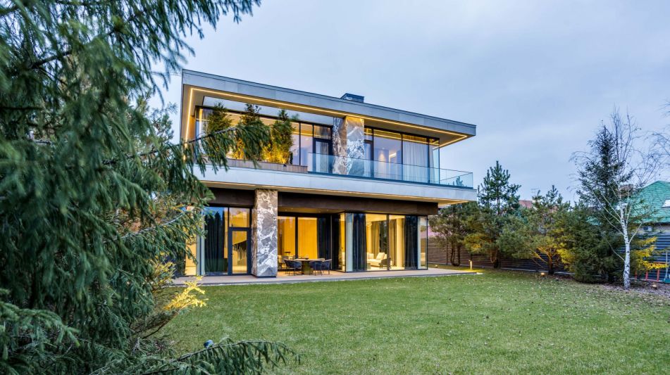 Современный дом в  КП Усово Плюс