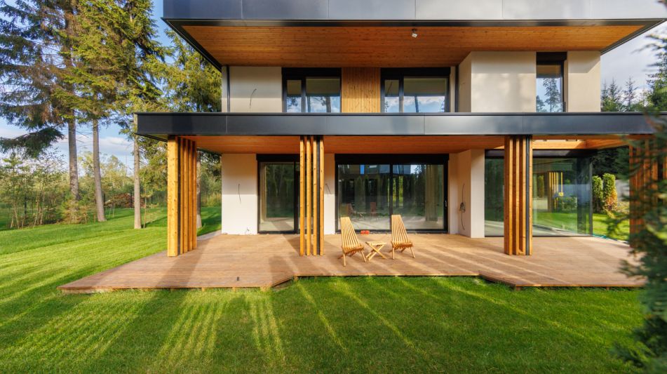 Дом у озера в КП Усадьба