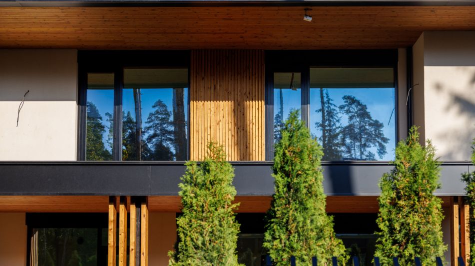 Дом у озера в КП Усадьба