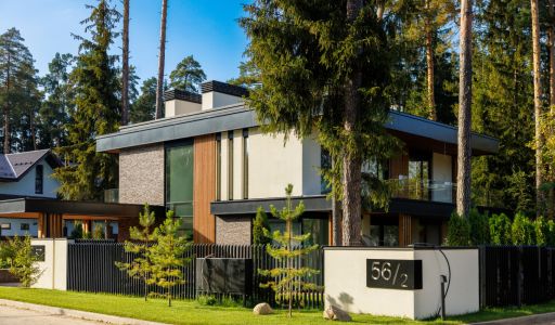 Дом у озера в КП Усадьба