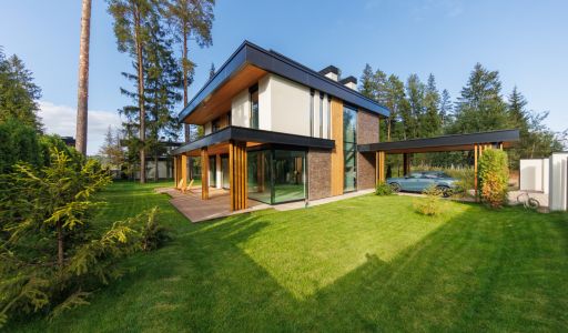 Дом у озера в КП Усадьба