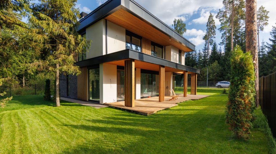 Дом у озера в КП Усадьба