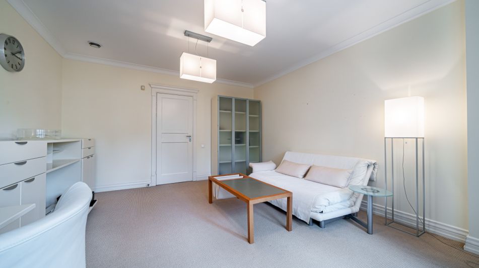 Дом на лесном участке в Николино