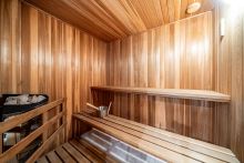 Дом на лесном участке в Николино