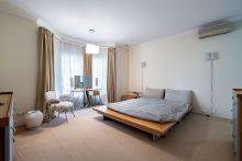 Дом на лесном участке в Николино