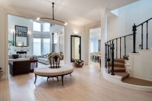 Дом на лесном участке в Николино