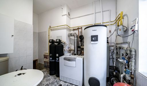 Дом на лесном участке в Николино