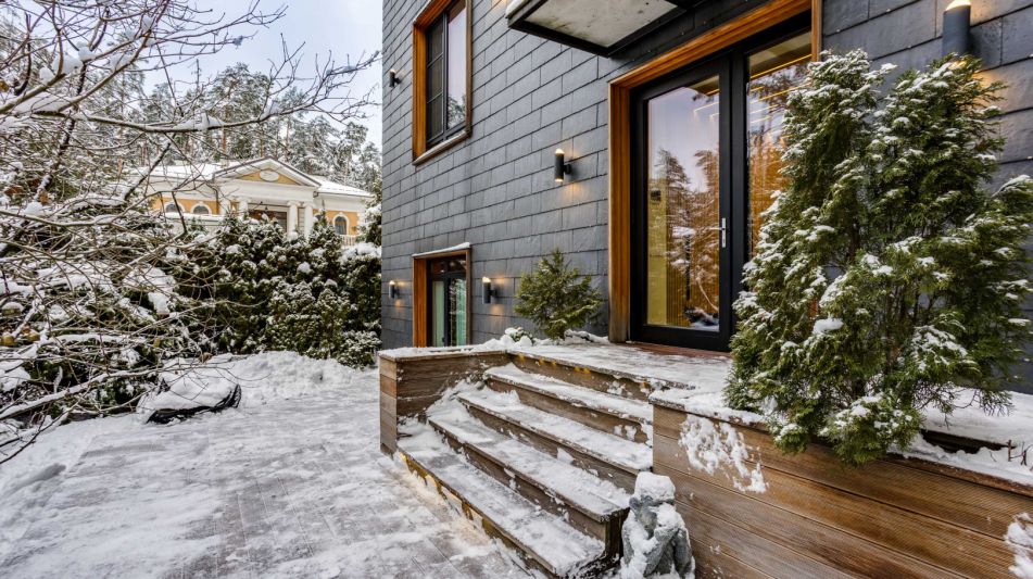 Дом в сосновом лесу в Липка ССПК