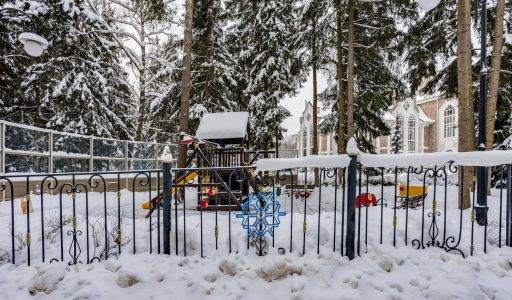 Участок у леса в КП Шервуд