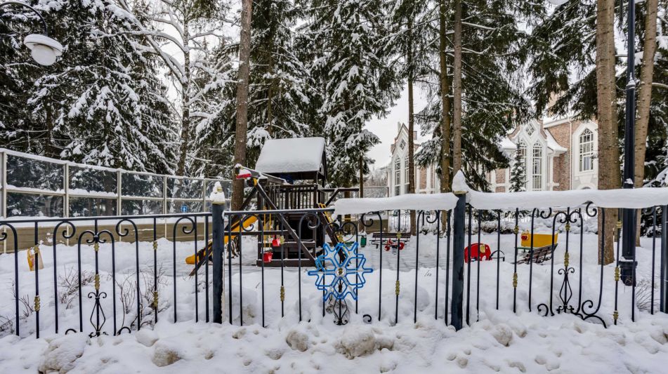 Участок у леса в КП Шервуд