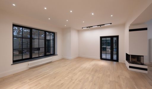 Стильный дом в КП Европа-1