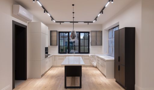 Стильный дом в КП Европа-1