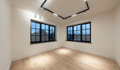 Стильный дом в КП Европа-1