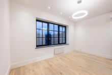 Стильный дом в КП Европа-1