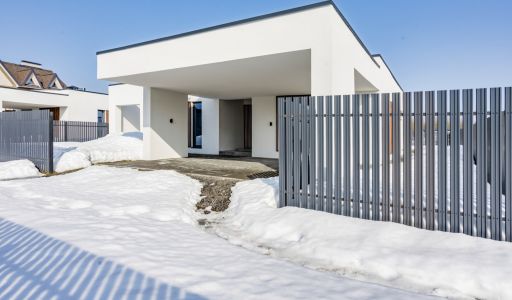 Дом в современном стиле в Исаково