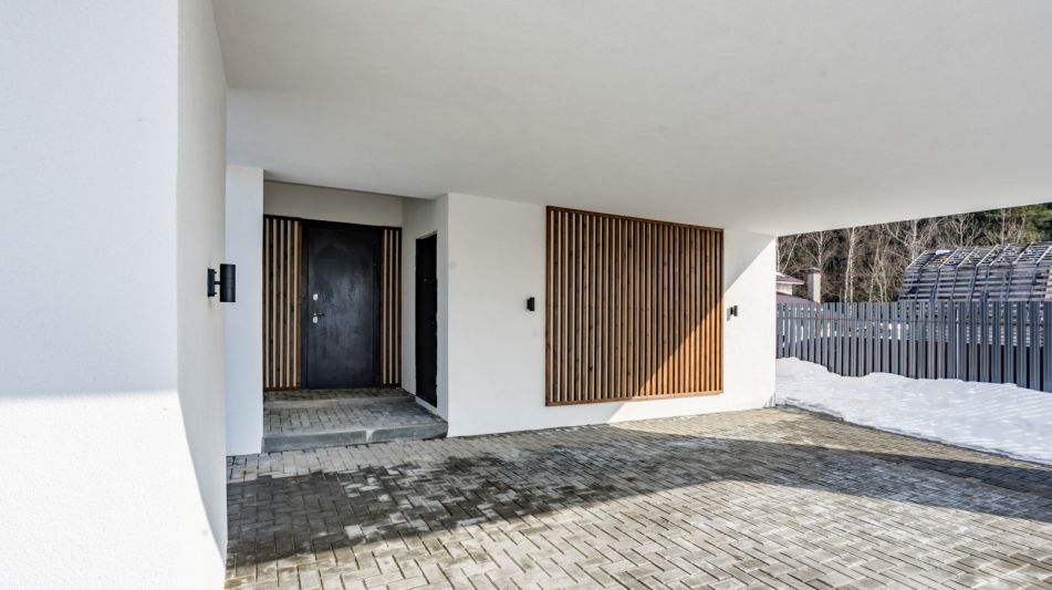 Дом в современном стиле в Исаково