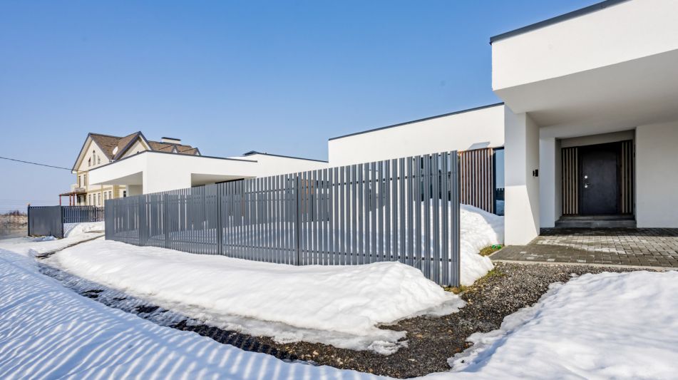 Дом в современном стиле в Исаково