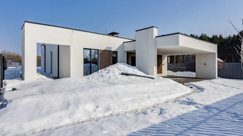 Современный дом в Исаково