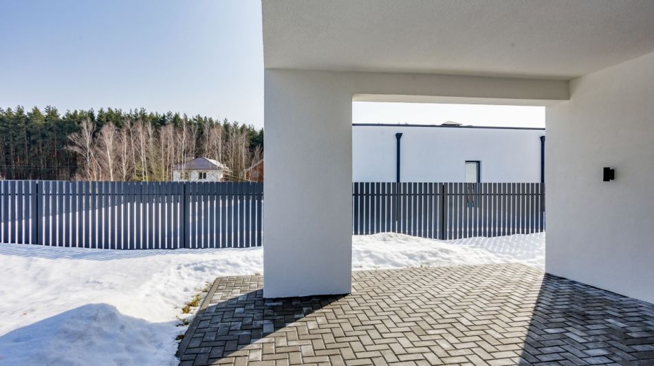 Современный дом в Исаково