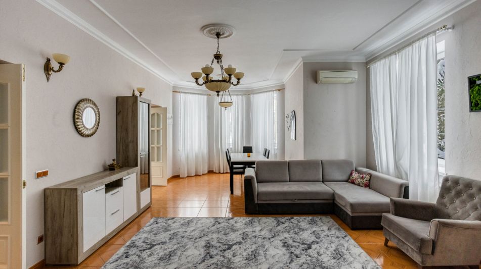 Дом на лесном участке в КП Шервуд