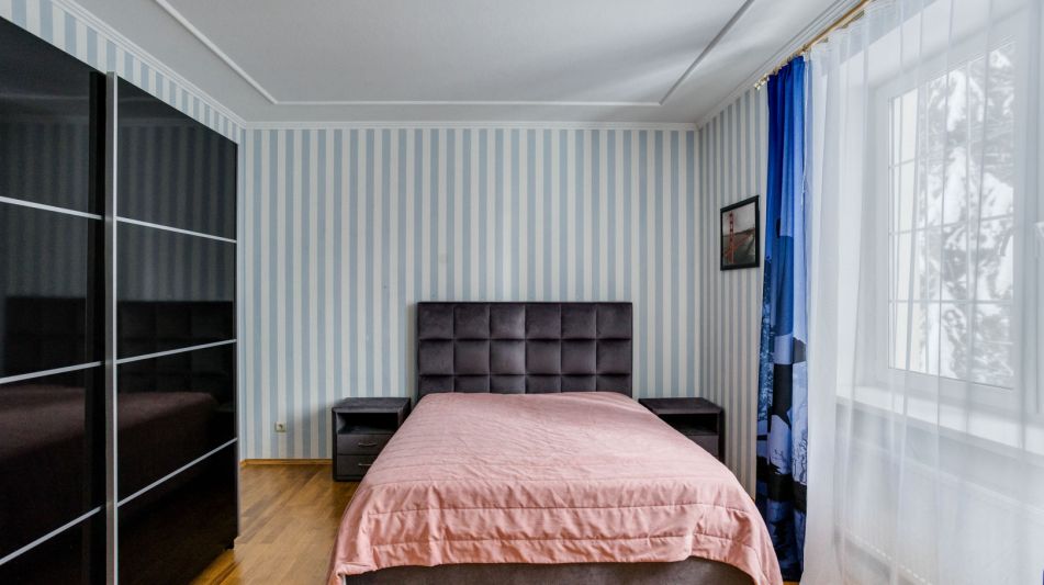 Дом на лесном участке в КП Шервуд