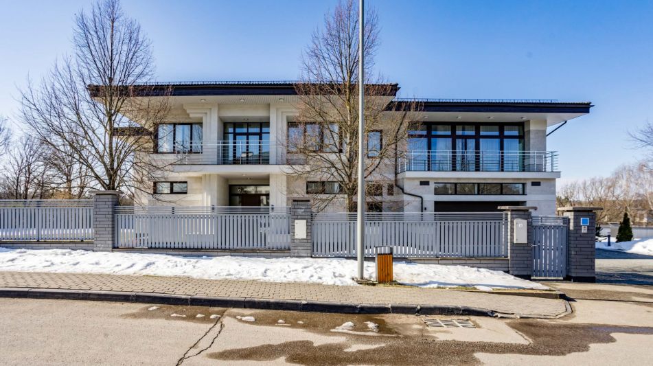 Готовый дом в КП Барвиха-21