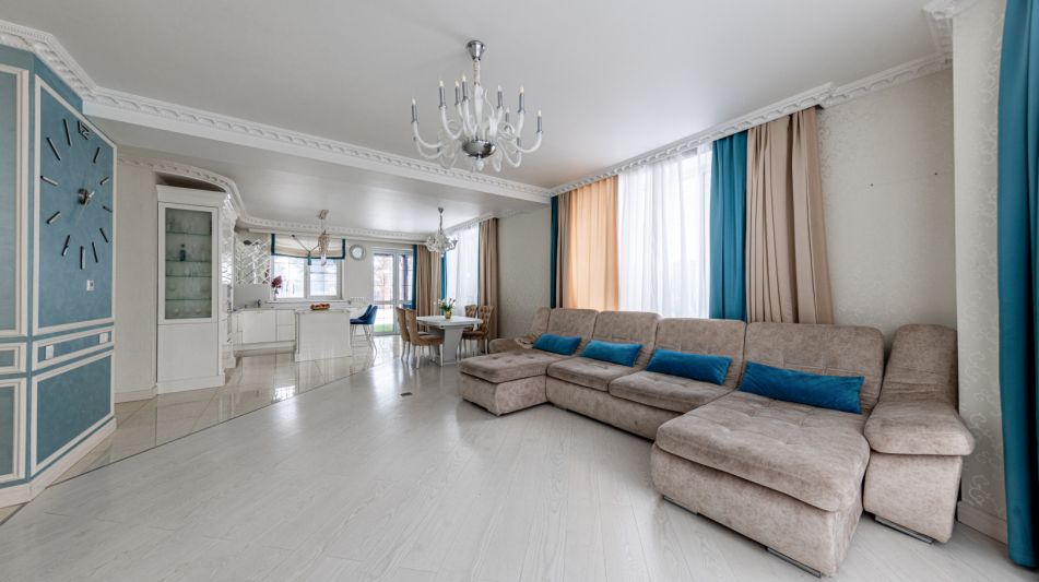 Готовый дом в КП Русская деревня