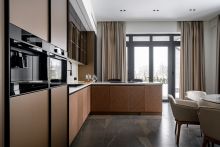 Стильный дом в КП Крона