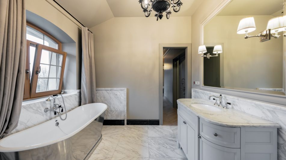 Дом с теннисным котом в СНТ Пламя