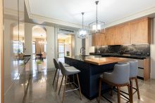 Дом с теннисным котом в СНТ Пламя