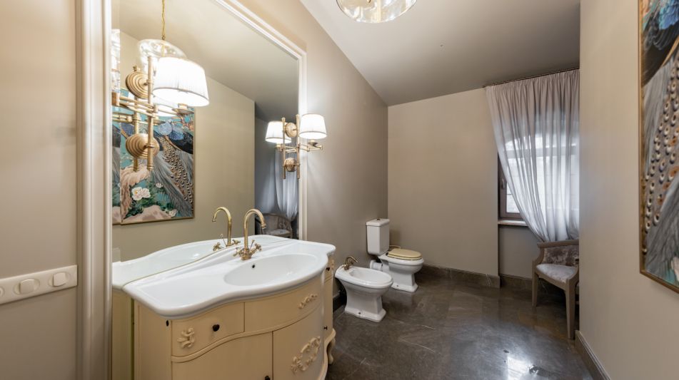 Дом с теннисным котом в СНТ Пламя