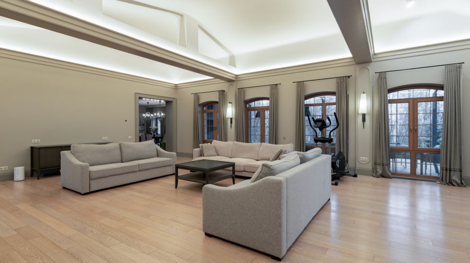 Дом с теннисным котом в СНТ Пламя