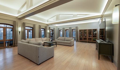 Дом с теннисным котом в СНТ Пламя