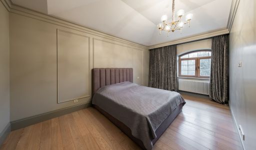 Дом с теннисным котом в СНТ Пламя