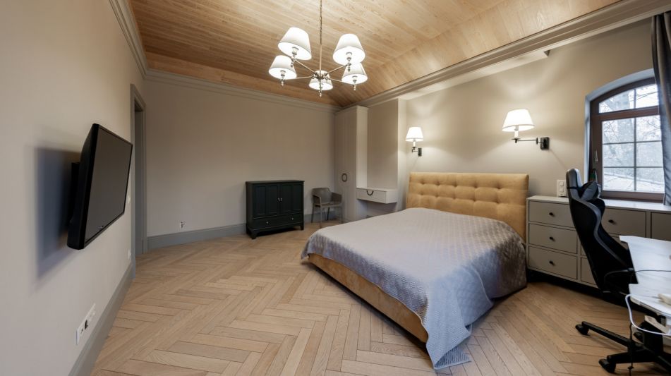 Дом с теннисным котом в СНТ Пламя