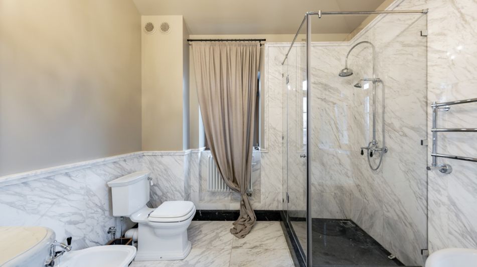 Дом с теннисным котом в СНТ Пламя