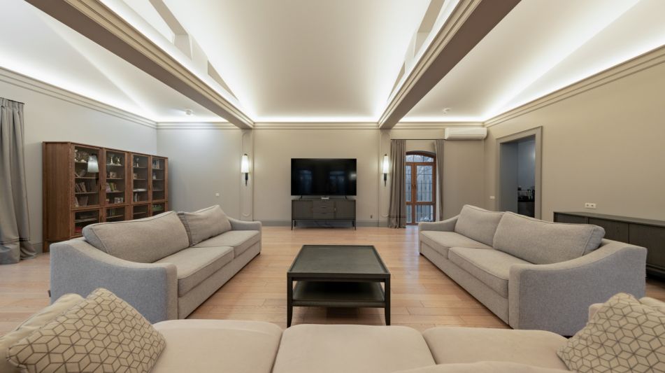 Дом с теннисным котом в СНТ Пламя