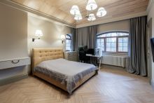 Дом с теннисным котом в СНТ Пламя