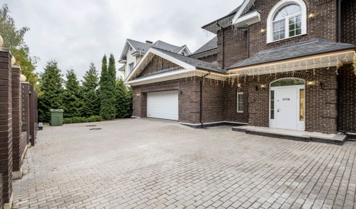 Готовый дом в КП Знаменское поле