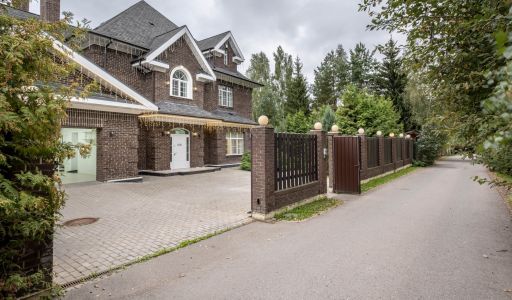 Готовый дом в КП Знаменское поле