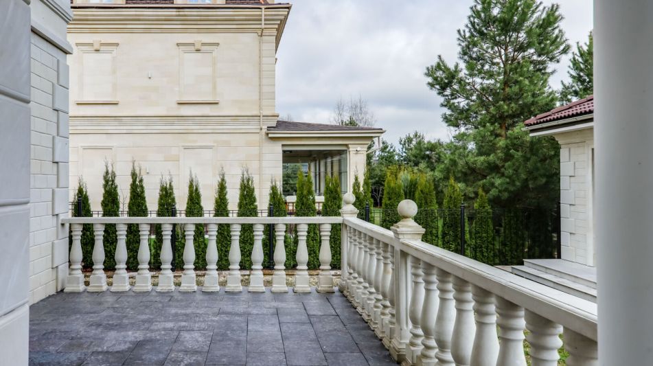 Дом под отделку в Ренессанс парке