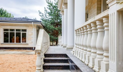 Дом под отделку в Ренессанс парке