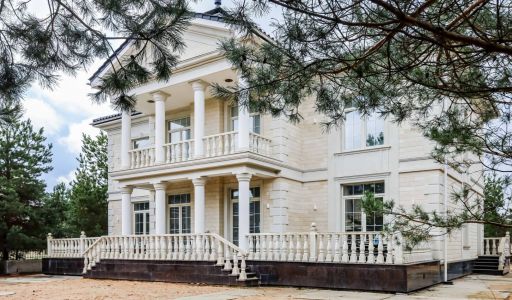 Дом под отделку в Ренессанс парке