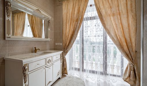 Классический дом в Папушево парке