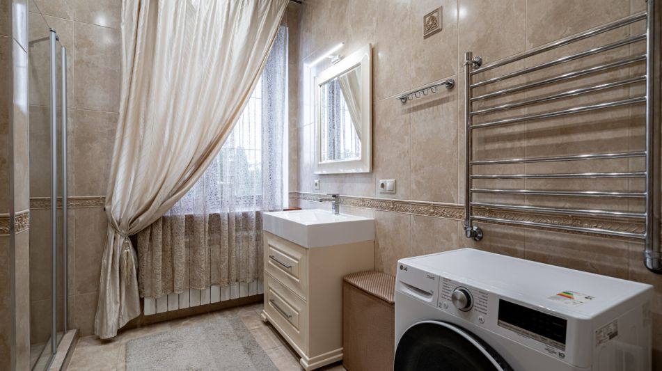 Классический дом в Папушево парке