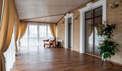 Классический дом в Папушево парке